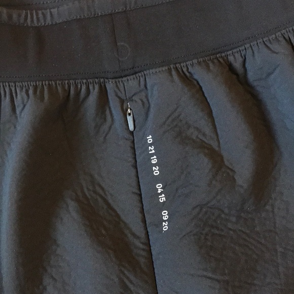 Black Nike Tech Pack standard fit shorts - Picture 3 of 5